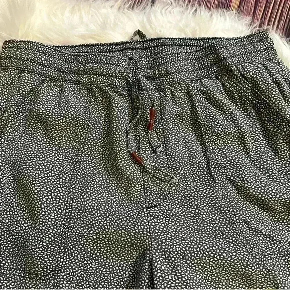 Anthropologie Orana Black Print Joggers  Size Small - Picture 9 of 9